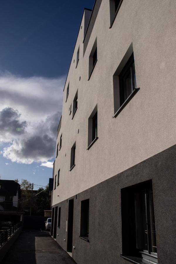 Hugo Apartments Загреб Экстерьер фото