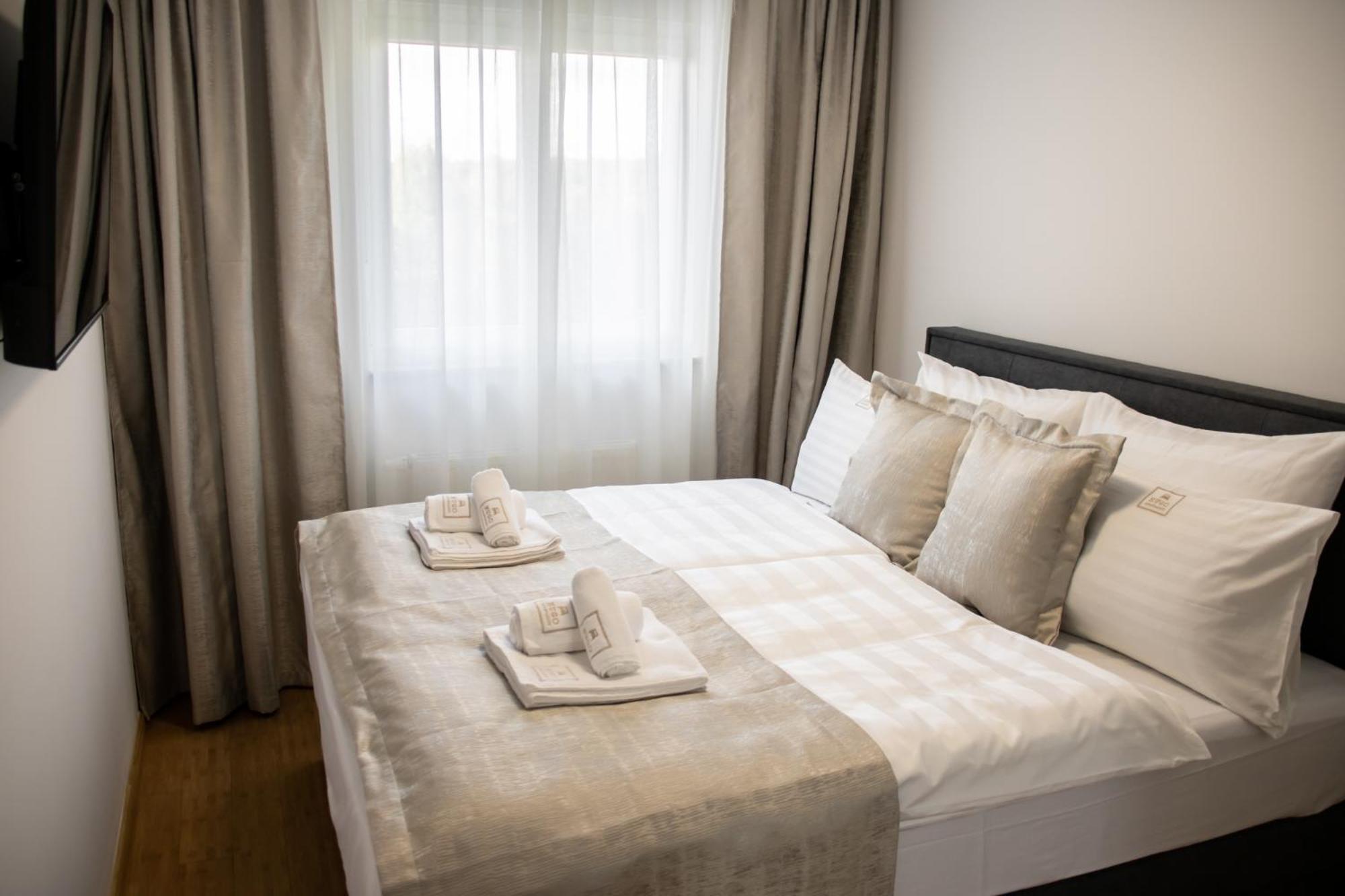Hugo Apartments Загреб Экстерьер фото