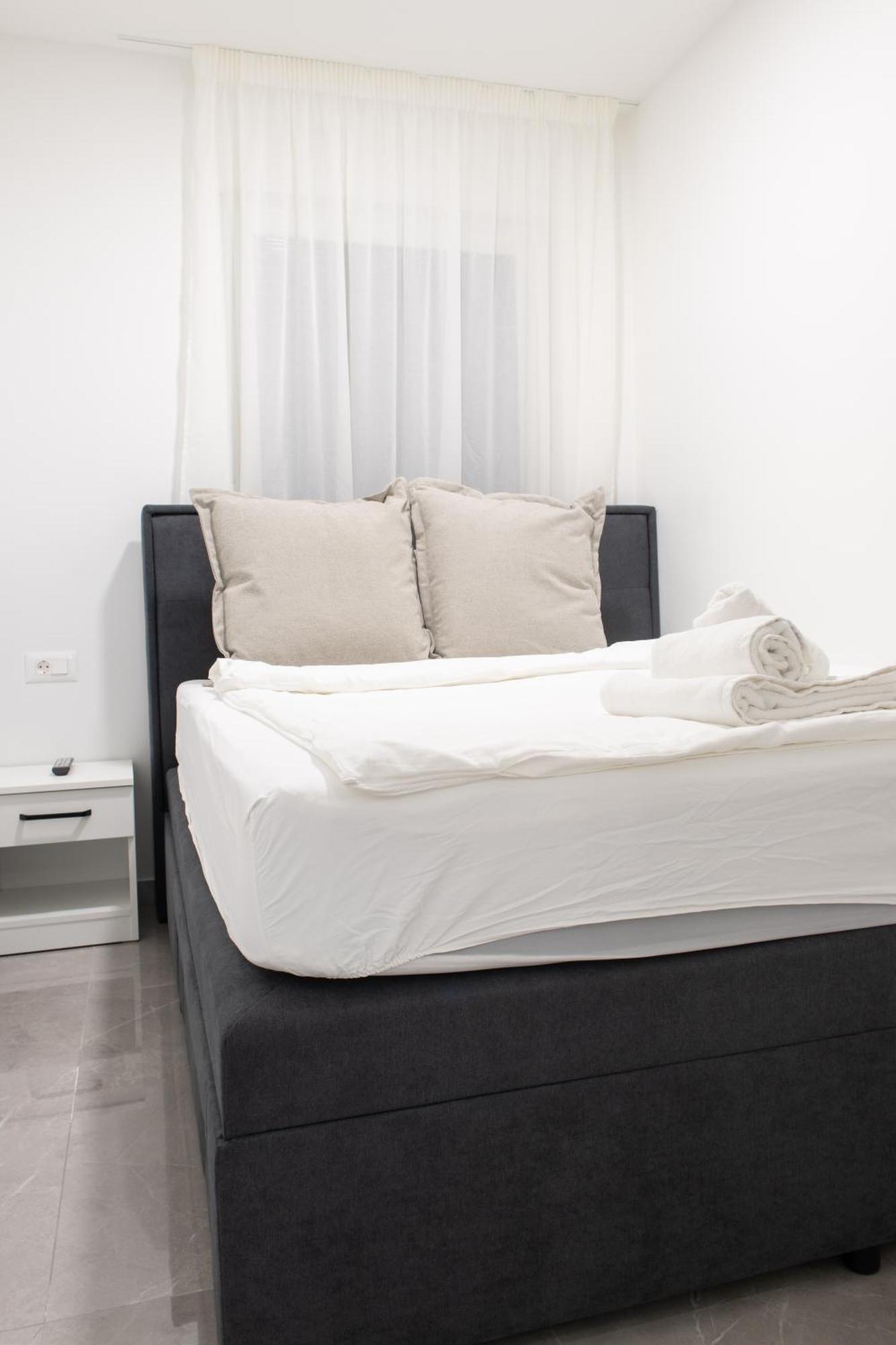 Hugo Apartments Загреб Экстерьер фото
