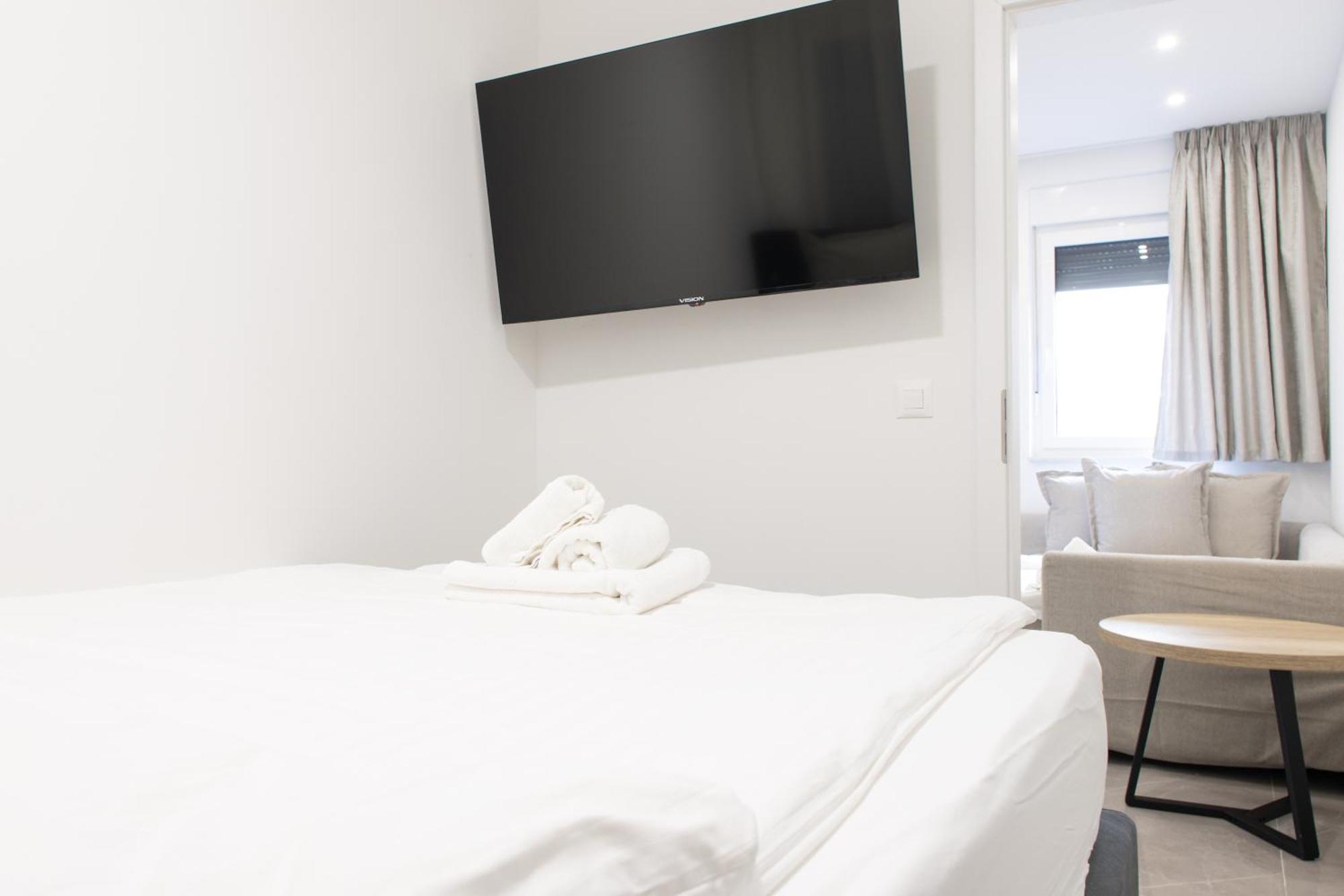 Hugo Apartments Загреб Экстерьер фото